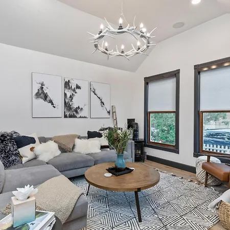 909 Snowy Cottage By Skyrun Park City